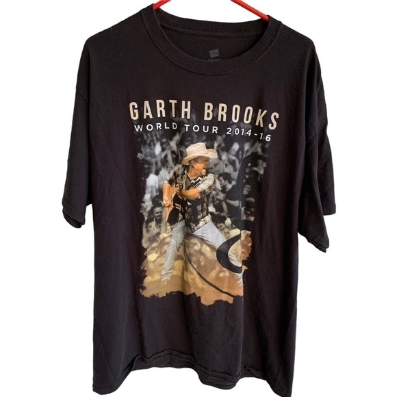 Garth Brooks World Tour 2014 - 16 Tee Shirt Size XL Concert - Picture 1 of 6